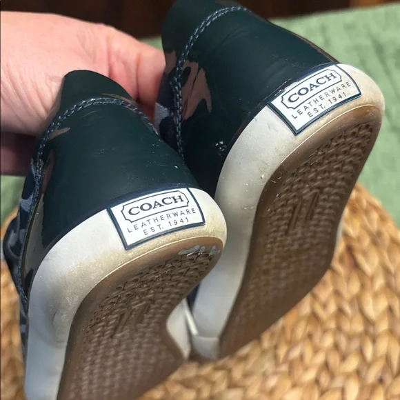 Coach Dark Blue Sneakers with White Accents Size 8.5 - Picture 7 of 8